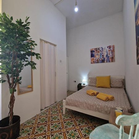 Gzira New Cosy & Bright Studio Apartment In Sliema المظهر الخارجي الصورة
